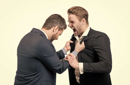 Los retos del liderazgo en una sociedad